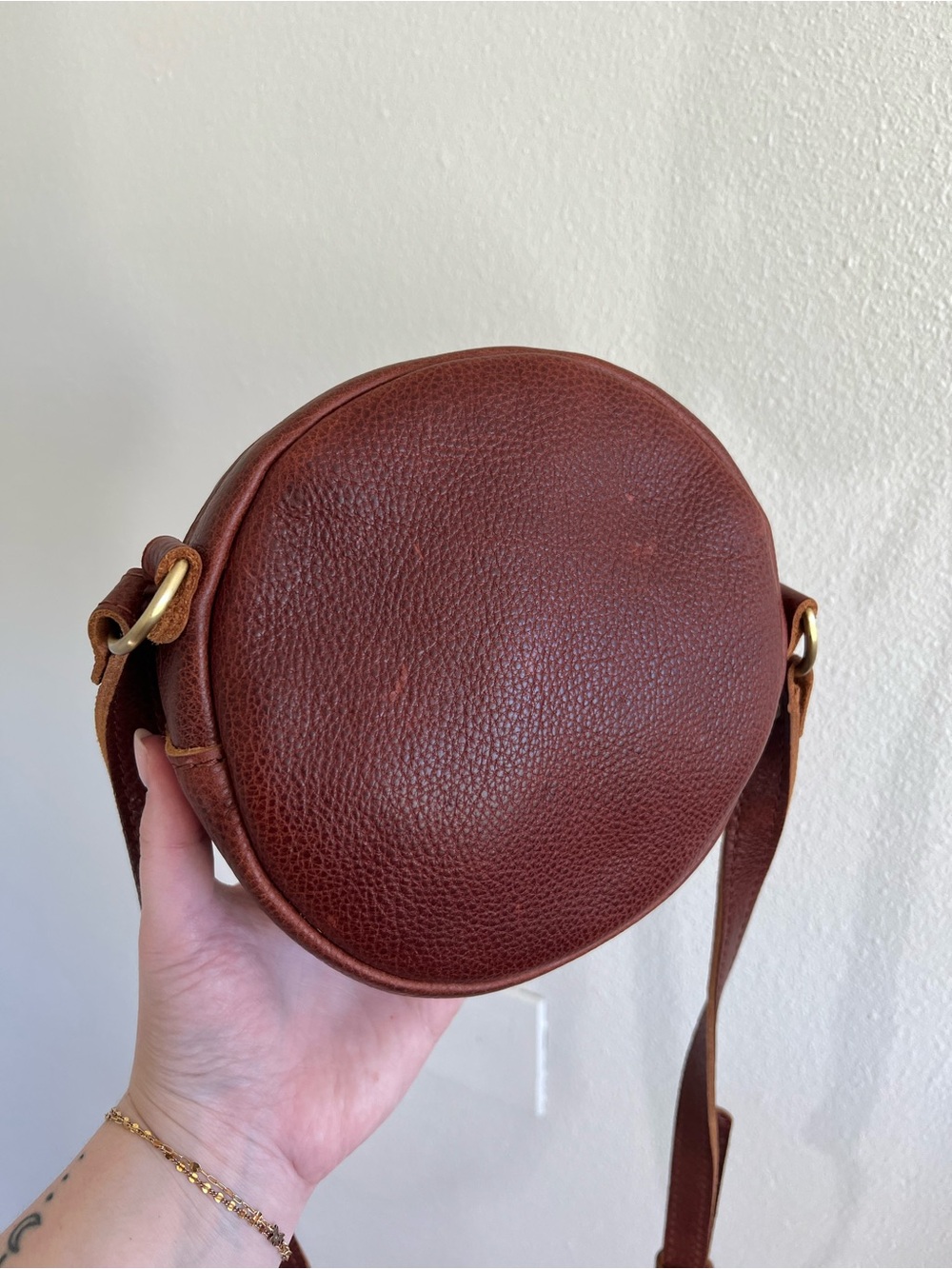 Portland Leather Small Round Crossbody Bag in Nutmeg - Picture 5 of 8